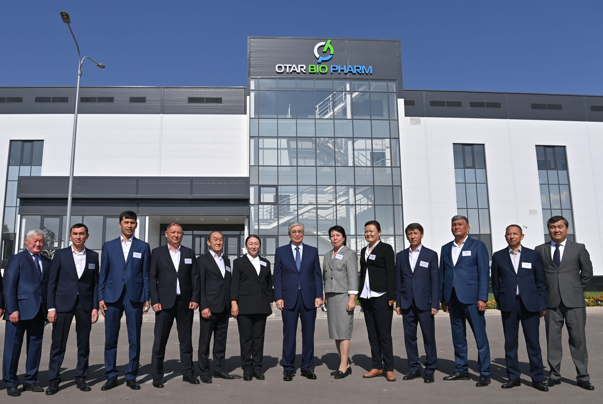 The Head of State visited the biopharmaceutical plant of immunobiological preparations Otarbiopharm